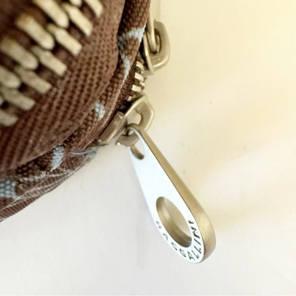 Baggalini Taupe‎ Travel Bag Crossbody Geo Print Pockets Organizing Turnlock RFID - Picture 7 of 12